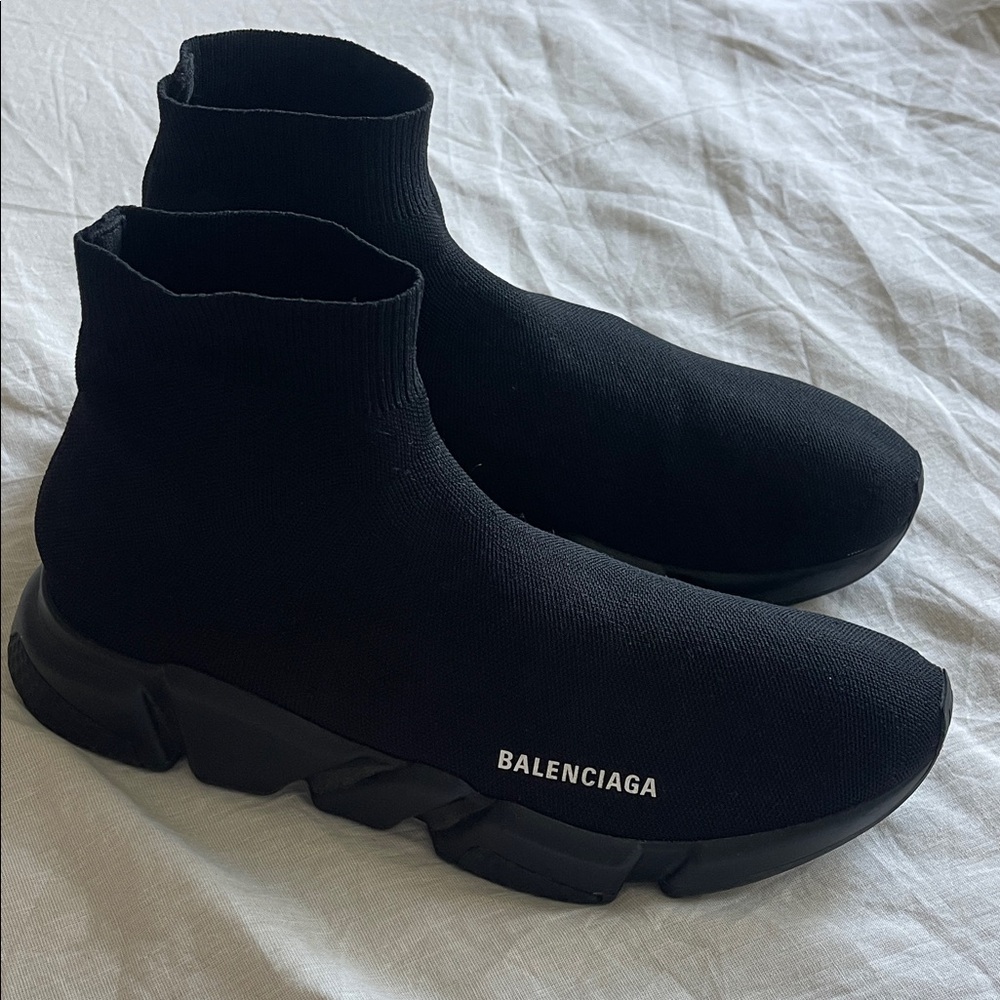Balenciaga Men's Speed 2.0 Recycled Knit Sneaker in Black